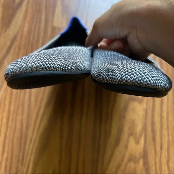 Women's Rothy's The Flat Shoes. Size 8 - Picture 5 of 9